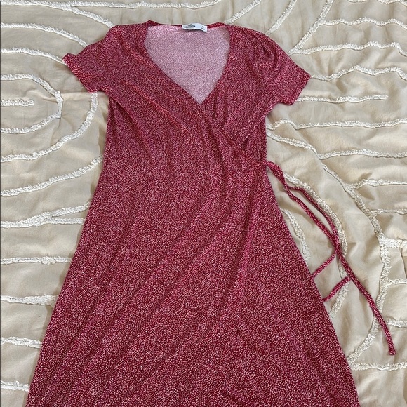 Hollister Dresses & Skirts - Hollister Red Midi Sundress V-Neck Short Sleeve